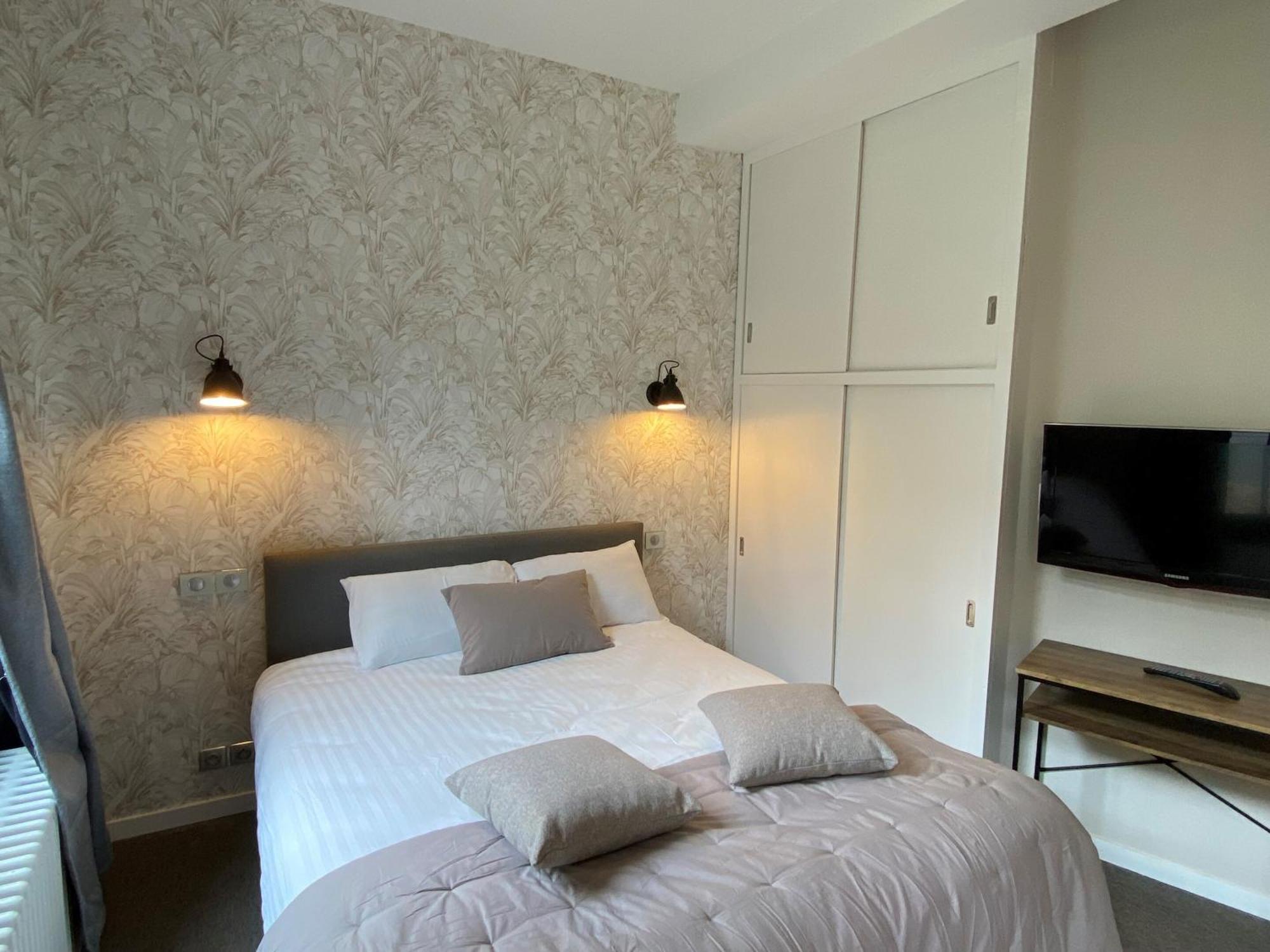 Apartamento La Beaupeyrat - De Charme Dans Batisse De Caractere A 400m Du Coeur De De Limoges